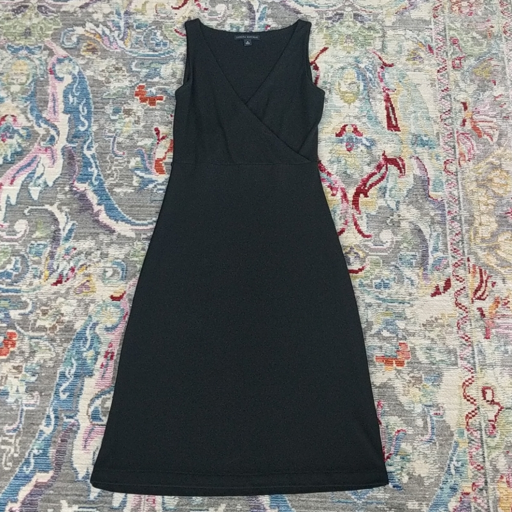 Banana Republic Black Flowy Dress - S